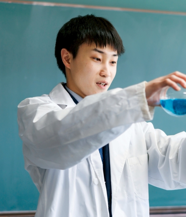 磯野 晃輔 先生